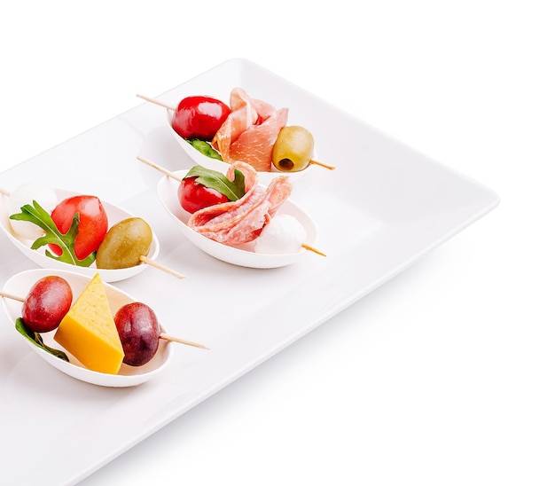 Co na przystawkę na przyjęcie wybrać aby zachwycić gości?