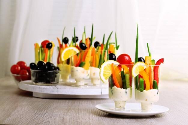 Jakie przystawki na parapetówkę sprawdzą się najlepiej?