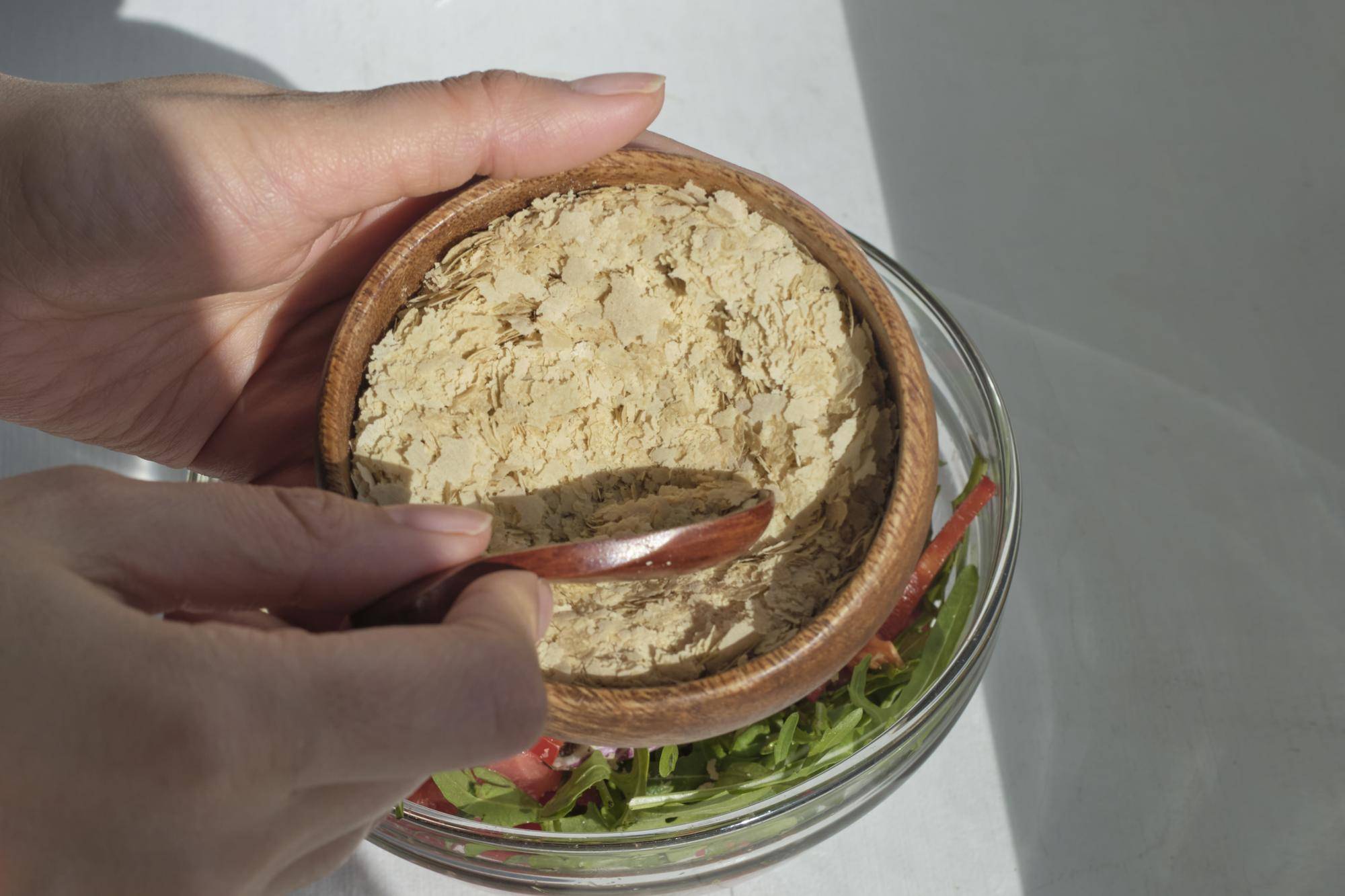 Czym zastąpić pastę tahini w codziennej kuchni?
