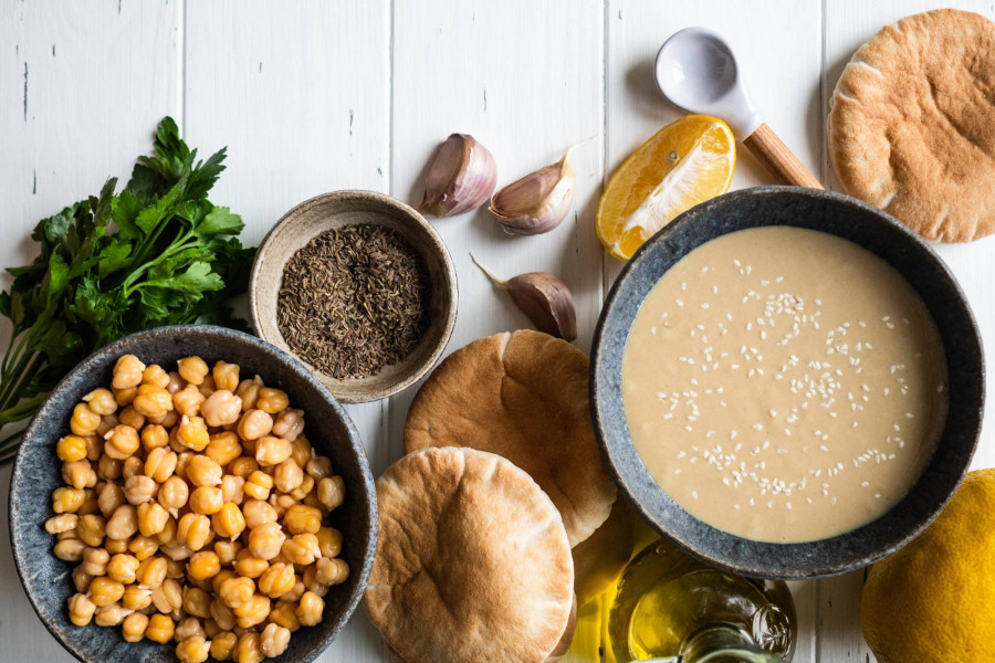 Jak gotować ciecierzycę na hummus by uzyskać idealną konsystencję