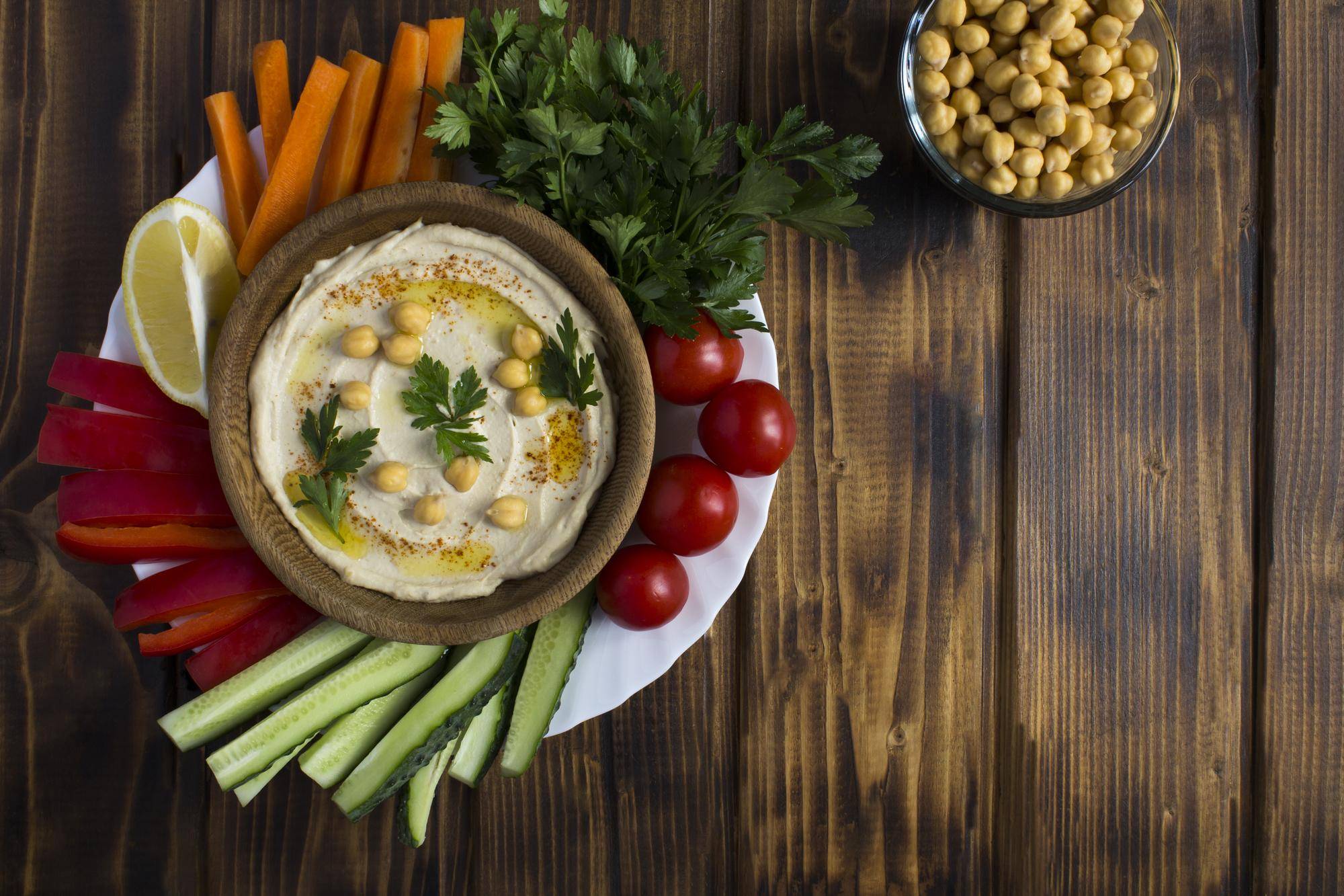 Humus jakie dodatki warto dodać do smacznej pasty